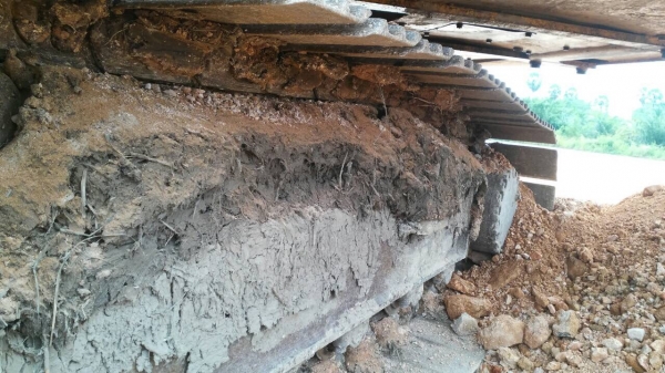 รถขุดPc200-6. เครื่องคัมมิลล์. เล่มทะเบียนย. รถสวยมาก