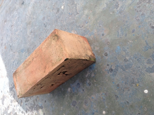 ขายอิฐทนไฟมือสองขนาดกว้าง3"x8"สูง4" ขายอิฐทนไฟมือสองขนาดกว้าง3"x8"สูง4"