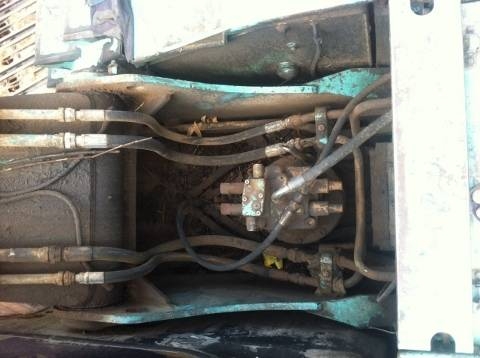 **685,000 บ.ต่อรอง///แบคโฮ MARK V (5) SK 200 เล่มทะเบียน **ขาย KOBELCO MARK 5 SK200 แบคโฮ พร้อมใช้ ราคาเบา HYD.EXCAVATOR KOBELCO MARK V(5) SK200 เครื่องเดิม ปั้มเดิม ไฟฟ้าครบ เครื่องดี แน่น ปั้มดี แรง ทำงานดี เร็วดี ครับ บูมอาร์มดี มีปะตามรูป บุ้งกี๋ดี หน