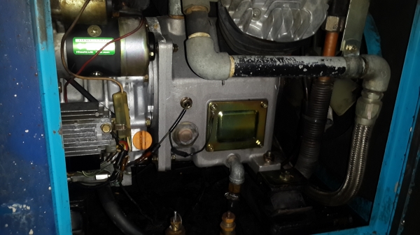 ปั้มลมสนาม Meiji 6 แรง เครื่องยันมาร์ดีเซล รหัสสินค้า O - 5