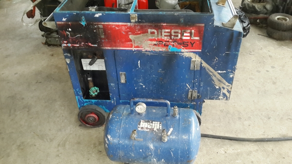 ปั้มลมสนาม Meiji 6 แรง เครื่องยันมาร์ดีเซล รหัสสินค้า O - 5