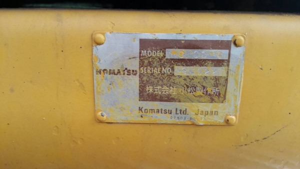 แมคโคร Komatsu PC 200-6 เครื่องตัวใหม่แล้ว PC200-7 6D102 CUMMINS 150 แรง