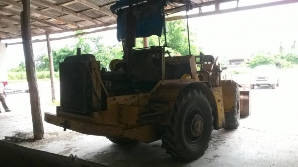 ขายรถตัก KAWASAKI รุ่น KSS6 เอวอ่อน เกียร์ต้องได้ซ่อม ราคาต่อรองได้ครับ