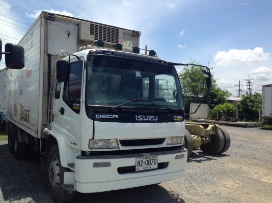 10ล้อตู้เย็นอีซูซุDECA 230HP 10ล้อตู้เย็นอีซูซุDECA 230HP