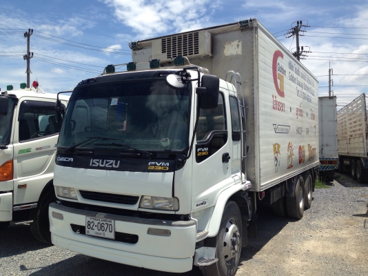 10ล้อตู้เย็นอีซูซุDECA 230HP 10ล้อตู้เย็นอีซูซุDECA 230HP