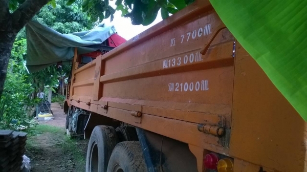 ขายรถ NISSAN 10 ล้อ เพลาเดียว ติดเครน 3 ตัน คัสซีสวยตลอดเส้น เครื่อง FE6 180 แรงม้า เบรคทิฟฟี่ พาวเวอร์  ทะเบียนพร้อมโอนครับ