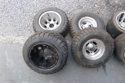 ขาย ล้อ ATV  สภาพสวย มีหลายขนาดค่ะ 225/40-10  ,    19 x 7.00  ,  205/30-10   ,  235/30-10
