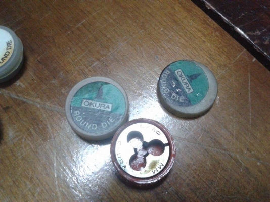 ขาย ลูกดายต๊าป ของไม่ได้ใช้ กล่องเก่า ยี่ห้อ Okura มี5 ขนาด ขายเหมาหมด