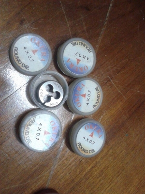 ขาย ลูกดายต๊าป ของไม่ได้ใช้ กล่องเก่า ยี่ห้อ Okura มี5 ขนาด ขายเหมาหมด