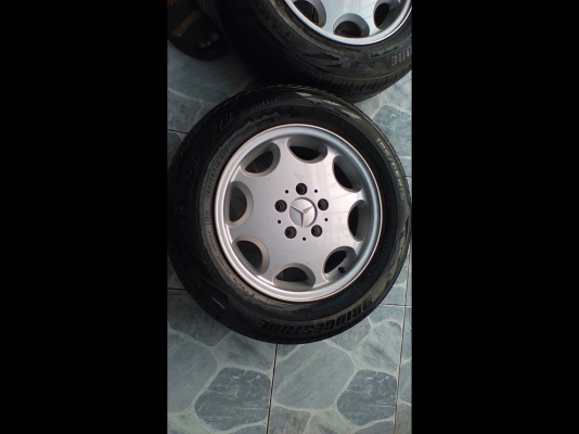 แม็กซ์เบนซ์ขอบ15พร้อมยาง5วง แม็กซ์เบนซ์ขอบ15พร้อมยาง5วง