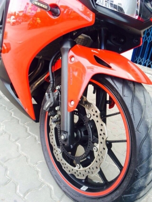 ขออนุญาติขาย HONDA CBR500R ปี 2014 วิ่งน้อย 7,xxx Km โอนให้ฟรีครับ ขออนุญาติขาย HONDA CBR500R ปี 2014 วิ่งน้อย 7,xxx Km โอนให้ฟรีครับ