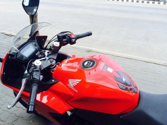ขออนุญาติขาย HONDA CBR500R ปี 2014 วิ่งน้อย 7,xxx Km โอนให้ฟรีครับ ขออนุญาติขาย HONDA CBR500R ปี 2014 วิ่งน้อย 7,xxx Km โอนให้ฟรีครับ