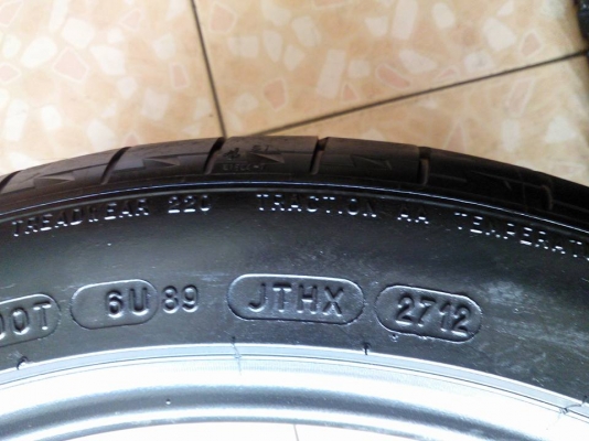 ขายยาง Michelin Pilot Sport N4 235/40/18 ปี12 ไม่มีปะ ดอกแน่นๆ นิ่มๆ