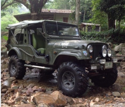ขายรถ Jeep รุ่น CJ6 เครื่องยนต์ดีเซล ISUZU