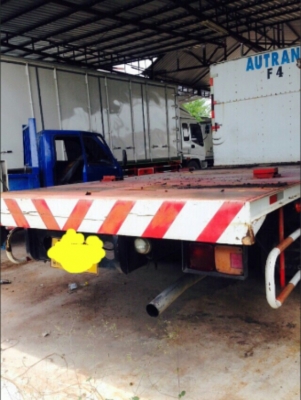 ขายด่วนครับ HINO FF3H 1J เครื่อง JO8 - 220 แรง ปี50 พื้นเรียบ ร์สวยครับพร้อมใช้งาน มี 6 คัน ครับ