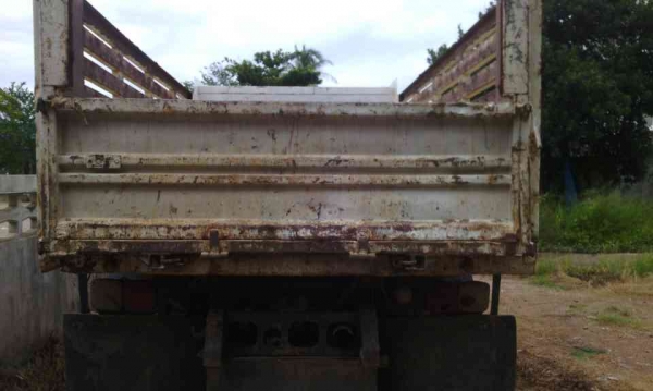 ขายดาวน์รถบรรทุก 6 ล้อดัมพ์ HINO FC9J 175 แรงม้า ไมล์ 142000 ขายดาวน์ 260000