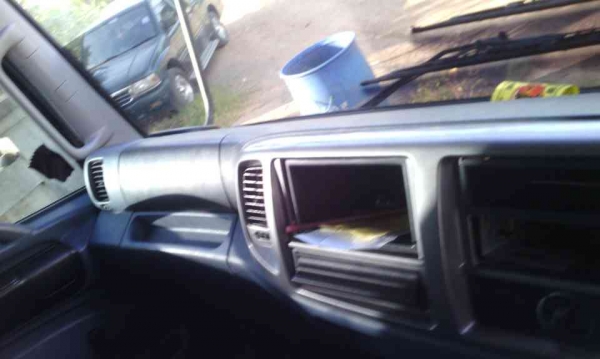 ขายดาวน์รถบรรทุก 6 ล้อดัมพ์ HINO FC9J 175 แรงม้า ไมล์ 142000 ขายดาวน์ 260000