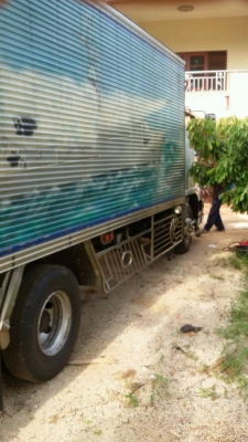 ขายรถบรรทุก 6 ล้อตู้เปี๊ยก HINO FC4J 145 แรงม้าตู้ยาว 5.40 เมตร ราคา 500000