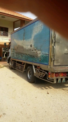 ขายรถบรรทุก 6 ล้อตู้เปี๊ยก HINO FC4J 145 แรงม้าตู้ยาว 5.40 เมตร ราคา 500000