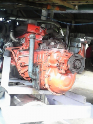 ขายเครื่องยนต์อิสุสุ6bd1 165แรงม้าสตาร์ติดง่าย แน่น เก่าเก็บไม่เคยรื้อ