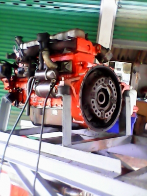 ขายเครื่องยนต์อิสุสุ6bd1 165แรงม้าสตาร์ติดง่าย แน่น เก่าเก็บไม่เคยรื้อ