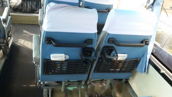 @@@___รถบัสVIPแอร์ Mercedez Benz   เกียร์ออโต้ 22 ที่นั่ง มีห้องน้ำ___@@@