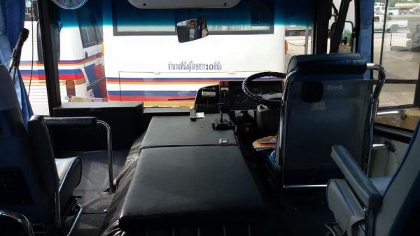 @@@___รถบัสVIPแอร์ Mercedez Benz   เกียร์ออโต้ 22 ที่นั่ง มีห้องน้ำ___@@@