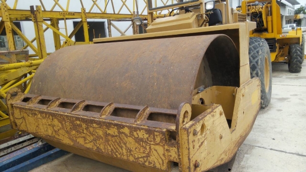 ขายรถบด10ตันถูกๆใช้งานได้ดีมี2คัน