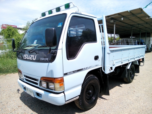 4 ล้อบรรทุก *ไม่ติดเวลา*  ISUZU  NKR  88  แรงม้า  * ยาว 3.20 ม. *  รถสวยเดิม+สวยจริง+สภาพพร้อมใช้งาน  * มีเล่มพร้อมโอน *
