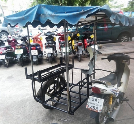 ขายได้ขาย Suzuki Smash พร้อมพ่วงข้าง มีหลังคา ขายได้ขาย Suzuki Smash พร้อมพ่วงข้าง มีหลังคา