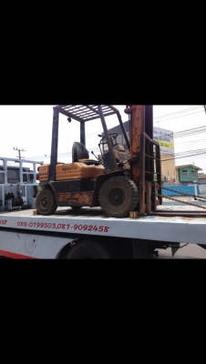 บริการขนย้ายรถโฟล์คลิฟท์ราคาเป็นกันเองจร้า !!!