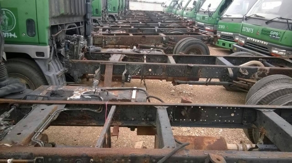 ขายรถบรรทุก 6 ล้อหัวคัสซี MITSUBISHI 130 แรงม้าปี 2550 ยาว 4.30 เมตร ราคา 330000