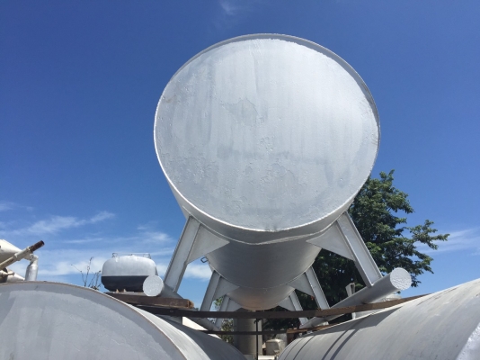 ขายถังเหล็ก 8,000 ลิตร สภาพสวยพร้อมใช้งาน ขายถังเหล็ก 8,000 ลิตร สภาพสวยพร้อมใช้งาน