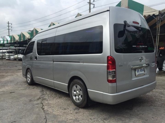 ขายรถตู้ดีเซล2.5แต่งวีไอพีเบาะสามแถวเกียMTโทร0877758887 นางเบสท์รถตู้