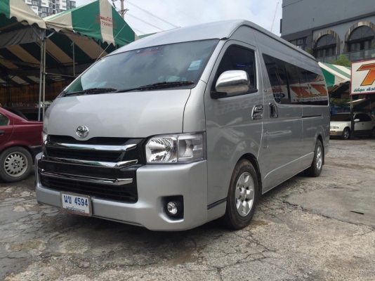 ขายรถตู้ดีเซล2.5แต่งวีไอพีเบาะสามแถวเกียMTโทร0877758887 นางเบสท์รถตู้