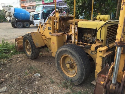 ขายรถตักล้อยาง WHEEL LOADER FL60A รถสวย พร้อมใช้งาน ขายรถตักล้อยาง WHEEL LOADER FL60A รถสวย พร้อมใช้งาน