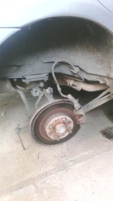 ขายด่วนชุดดุมล้อ หน้า หลัง พร้อมชุดดิสเบรค 4ล้อ