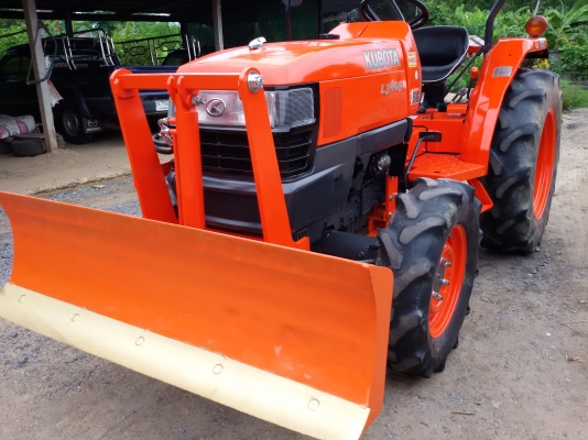 ปัญญาแทรคเตอร์..จัดมาให้ครับ ด่วน!!!คูโบต้า L3408  พร้อมใบมีดคานล่าง