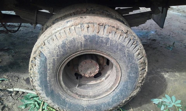 ขาย6ล้อ ISUZU NPR เครื่องดีแคชซีสวย ยางดี ภายในสวย สภาพพร้อมใช้งาน เอกสารพร้อมโอน สนใจโทร 090-8588220คุณนะ 093-3258446คุณบิว ID:narong498 หรือเข้าดูสินค้าอื่นๆได้ที่ www.truck.in.th/498 หรือเพจFacebook ณรงค์ ซื้อขายรถมือสอง (เว็บไซต์ส่วนตัว) หรือFacebook