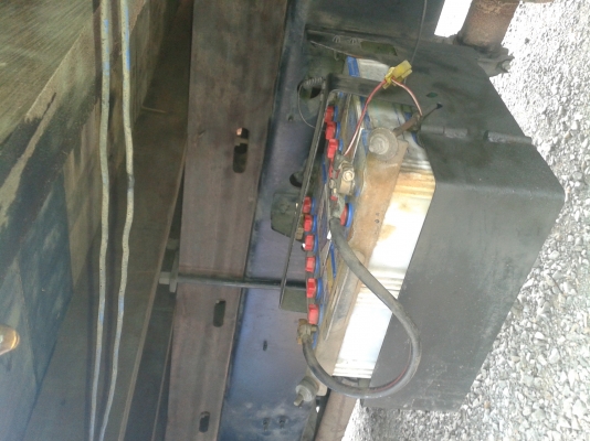 ขายหกล้อ HINO mamg 144แรง