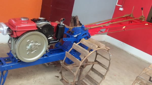 ขายอีที80พร้อมโครงอยุธญาแทรค์เตอร์ใน  ราคา19000บาท  ที่ท่านเป็นจ้าวของได้ บ้านวังบัว อ คลองขลุง จ กำแพงเพชร สนใจโทร 0813655997 อำพร พาเจริญ ราคาคุยกันได้อีกนะครัย