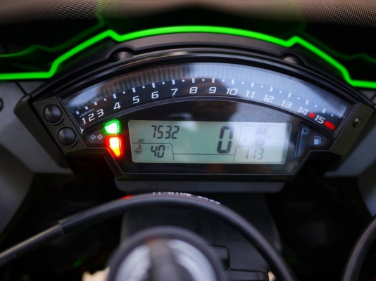 ขาย Kawasaki Zx10 ปี 2014 สภาพนางฟ้า พร้อมทะเบียนแท้ รถสวยมากรับประกันไม่ผิดหวังแน่นอน ไม่ล้ม ไม่ชน ไม่แปะ สีเดิมทั้งคัน ขาย Kawasaki Zx10 ปี 2014 สภาพนางฟ้า พร้อมทะเบียนแท้ รถสวยมากรับประกันไม่ผิดหวังแน่นอน ไม่ล้ม ไม่ชน ไม่แปะ สีเดิมทั้งคัน