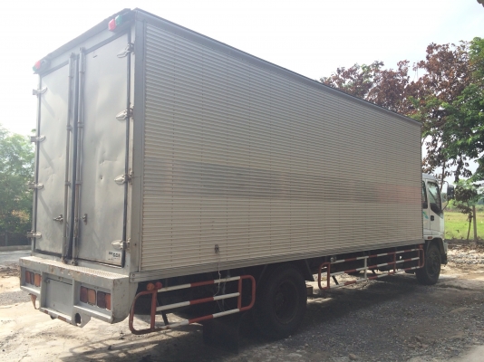 **ขาย**ตู้3บาน _สวยครับ__มี2ใบครับ