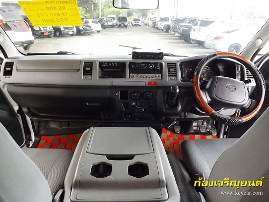 TOYOTA HIACE COMMUTER 2.5 D4D ปี 2010
