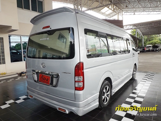 TOYOTA HIACE COMMUTER 2.5 D4D ปี 2010