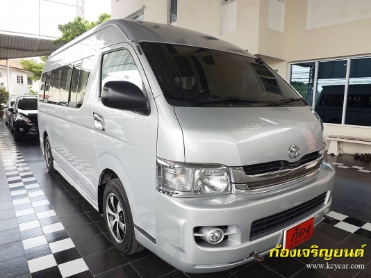 TOYOTA HIACE COMMUTER 2.5 D4D ปี 2010