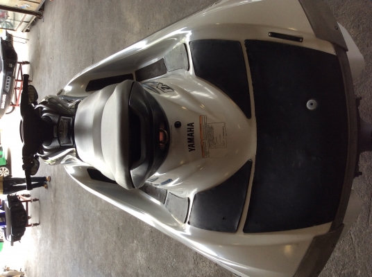 YAMAHA WaveRunner FX Cruiser 4 STROKE ( 131 ชั่วโมง ) ปี04 นำเข้าจากUSA. ขาย 180,000
