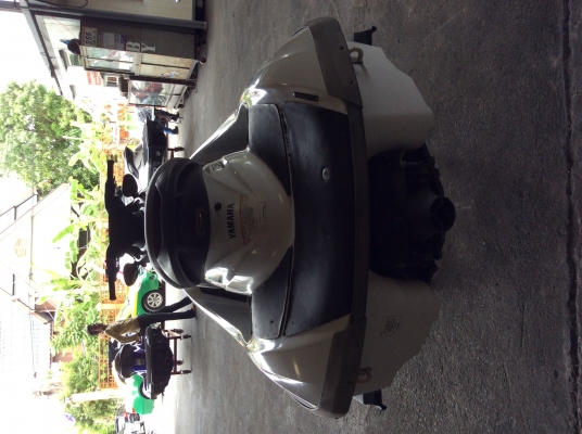 YAMAHA WaveRunner FX Cruiser 4 STROKE ( 131 ชั่วโมง ) ปี04 นำเข้าจากUSA. ขาย 180,000