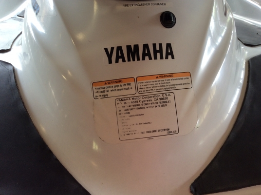 YAMAHA WaveRunner FX Cruiser 4 STROKE ( 131 ชั่วโมง ) ปี04 นำเข้าจากUSA. ขาย 180,000