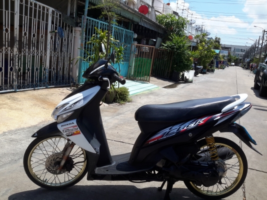 ขายฮอนด้าคลิกปี49สตาร์ทมือติดง่าย
